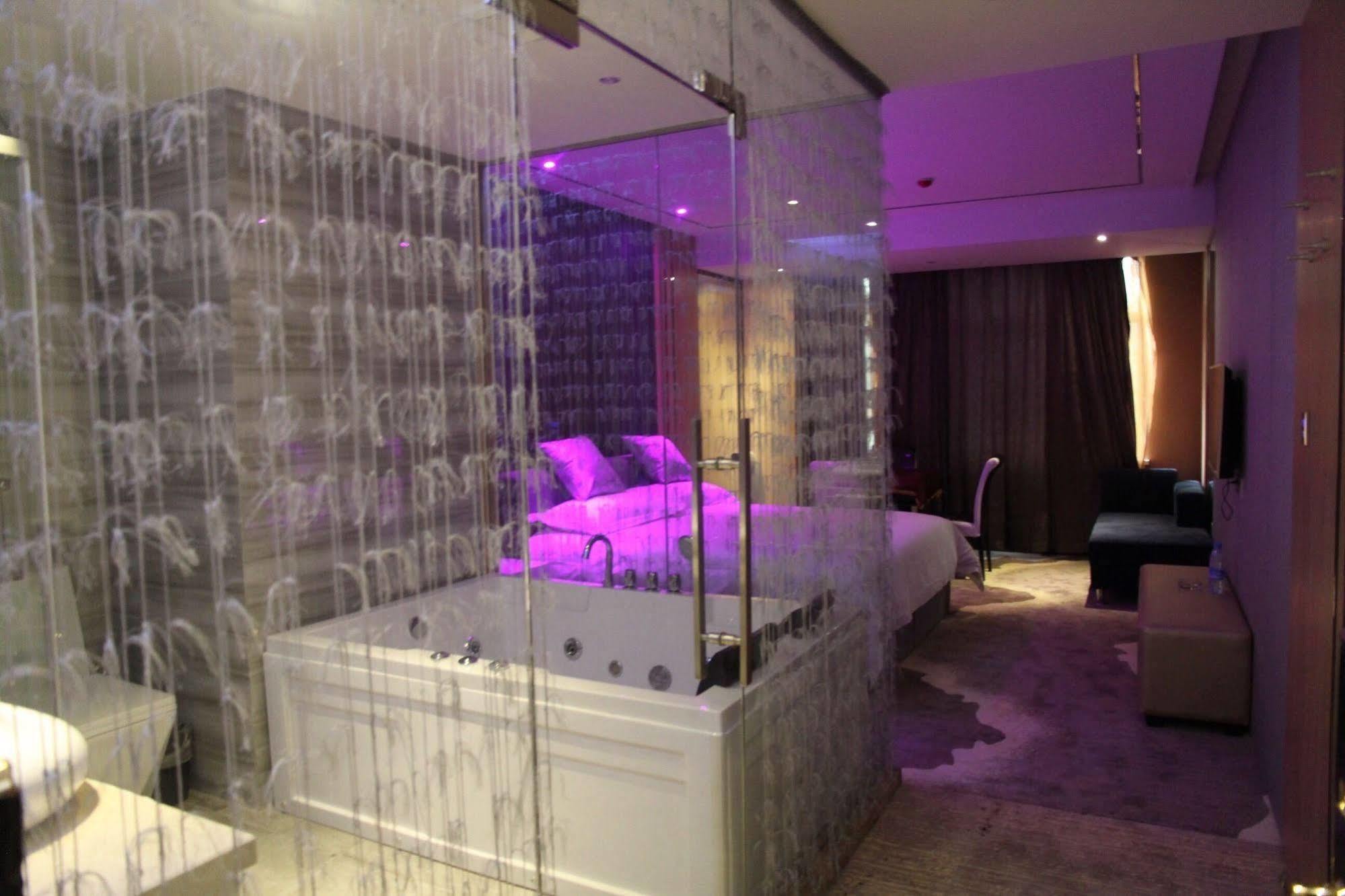 Yes Hotel Шанхай Екстериор снимка