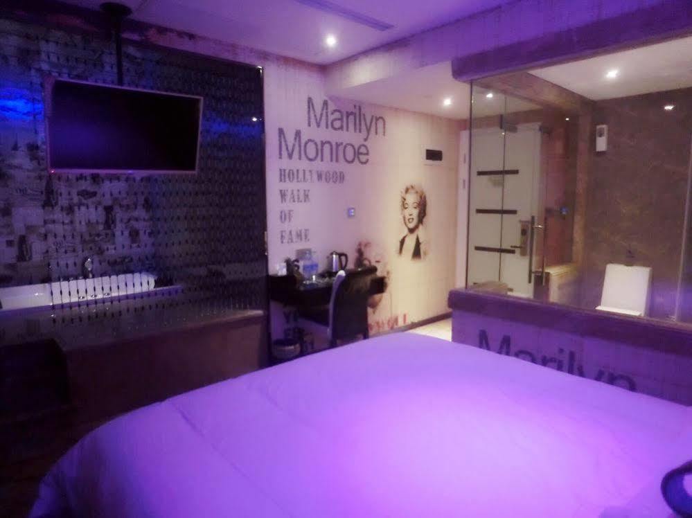 Yes Hotel Шанхай Екстериор снимка